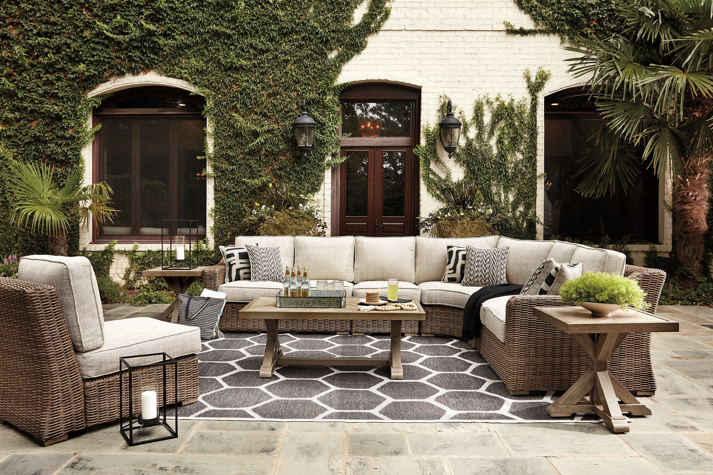 Beachcroft 5-Piece Outdoor Sectional with Coffee Table and 2 End Tables