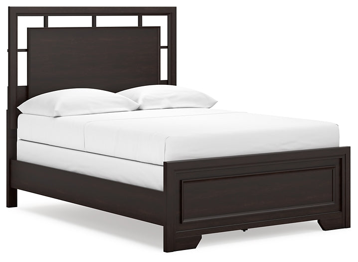 Covetown Full Panel Bed with Nightstand