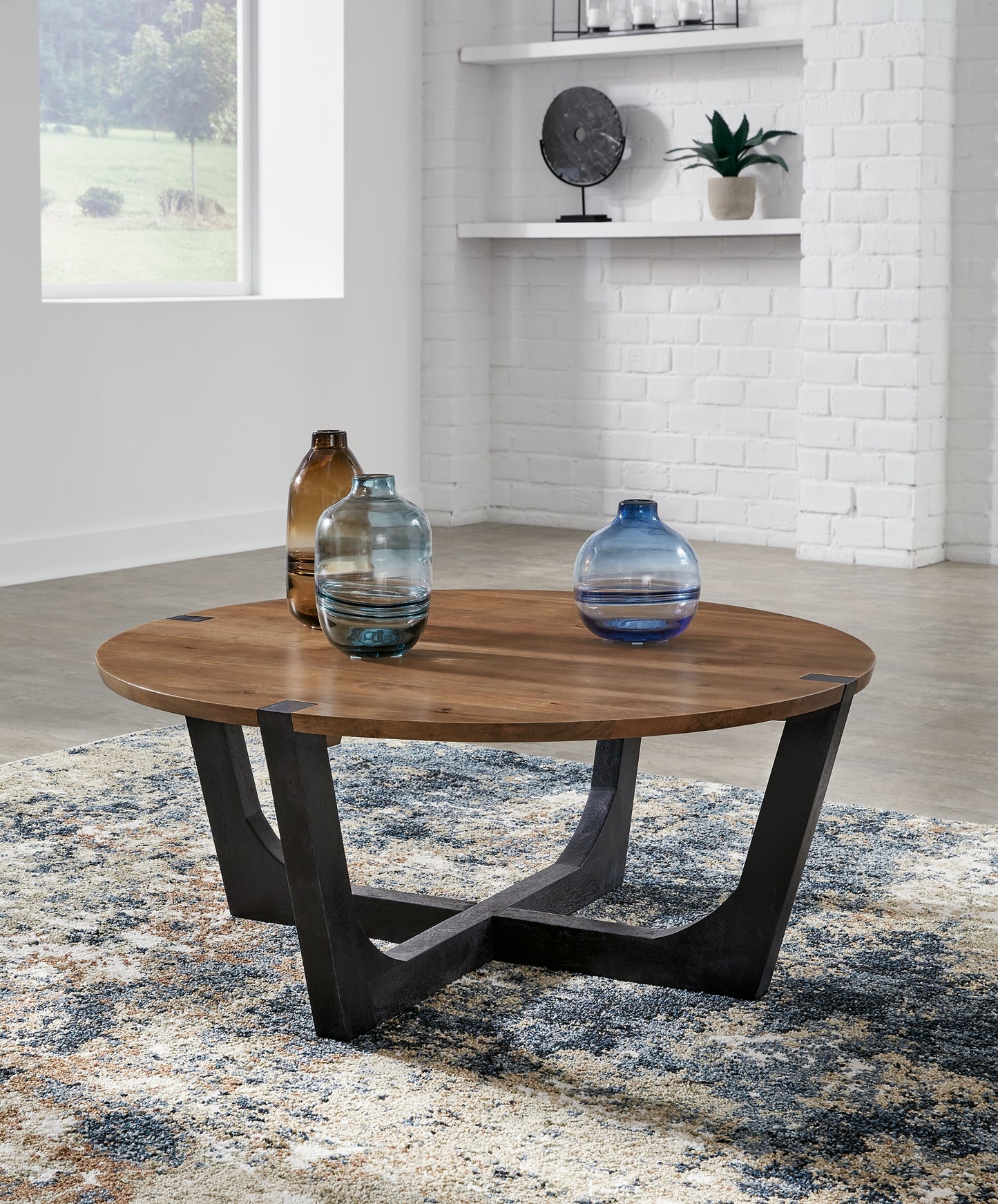 Hanneforth Coffee Table with 2 End Tables